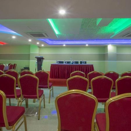 Hotel Mira Garden Sylhet Exteriör bild
