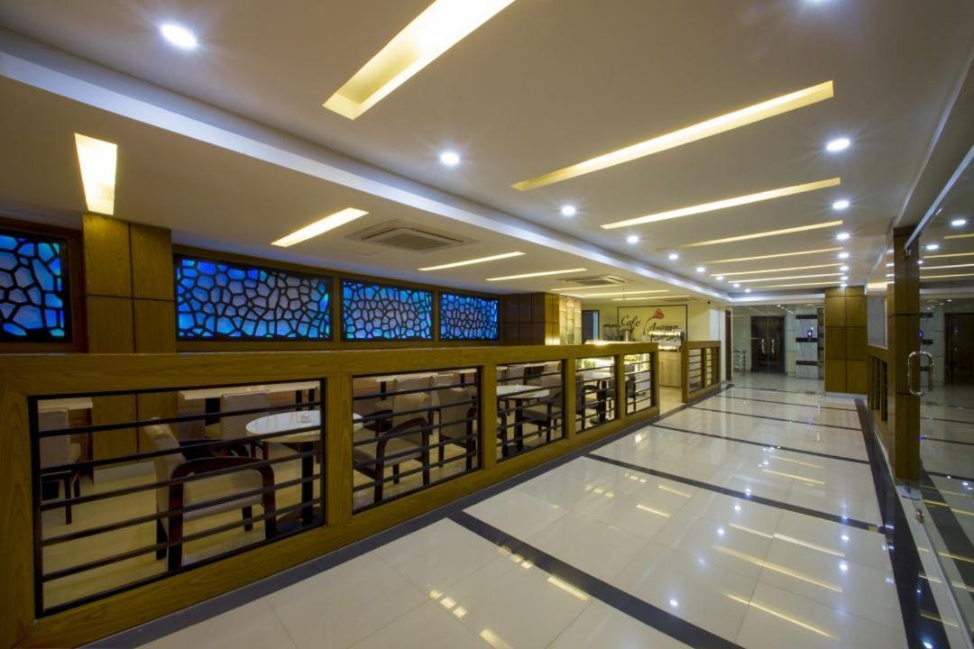Hotel Mira Garden Sylhet Exteriör bild