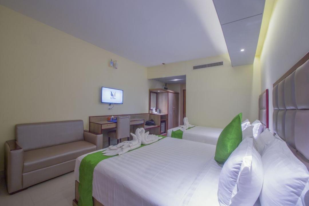 Hotel Mira Garden Sylhet Exteriör bild