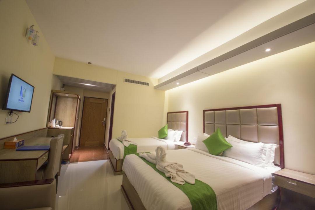 Hotel Mira Garden Sylhet Exteriör bild