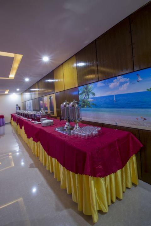 Hotel Mira Garden Sylhet Exteriör bild